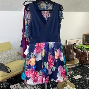 Xscape Cocktail Dress Sleeveless, Size 14.